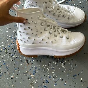 Run Star Hike Platform Gems. Size 6.5. Converse